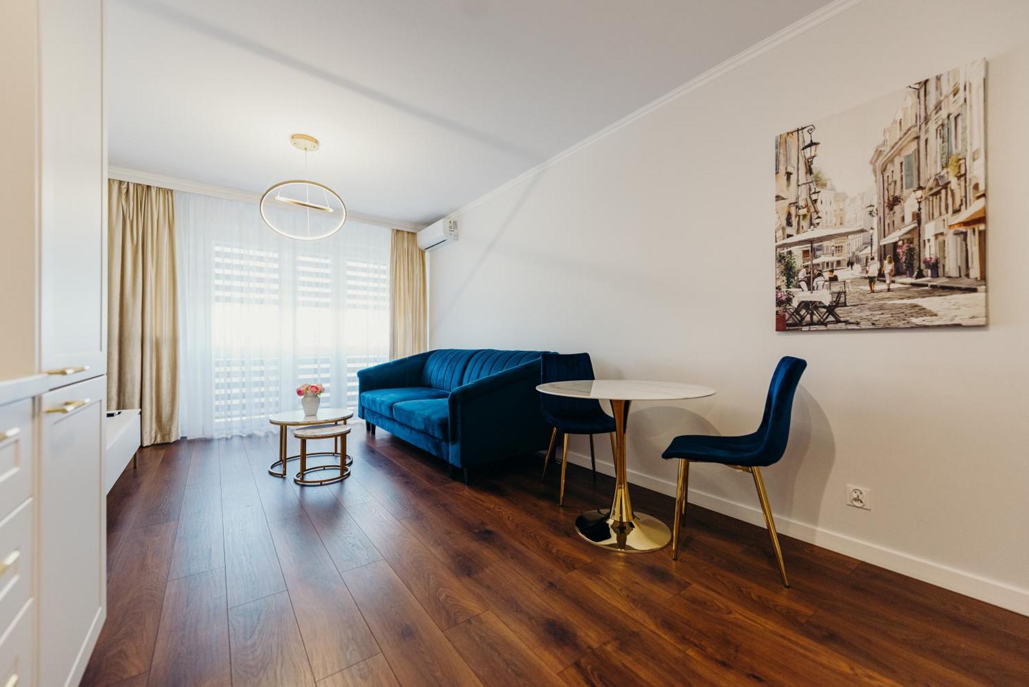 3 Bedrooms Premium Bella Blue For 8 Guests With Ac And Free Out Side Parking Rzeszow Exterior photo