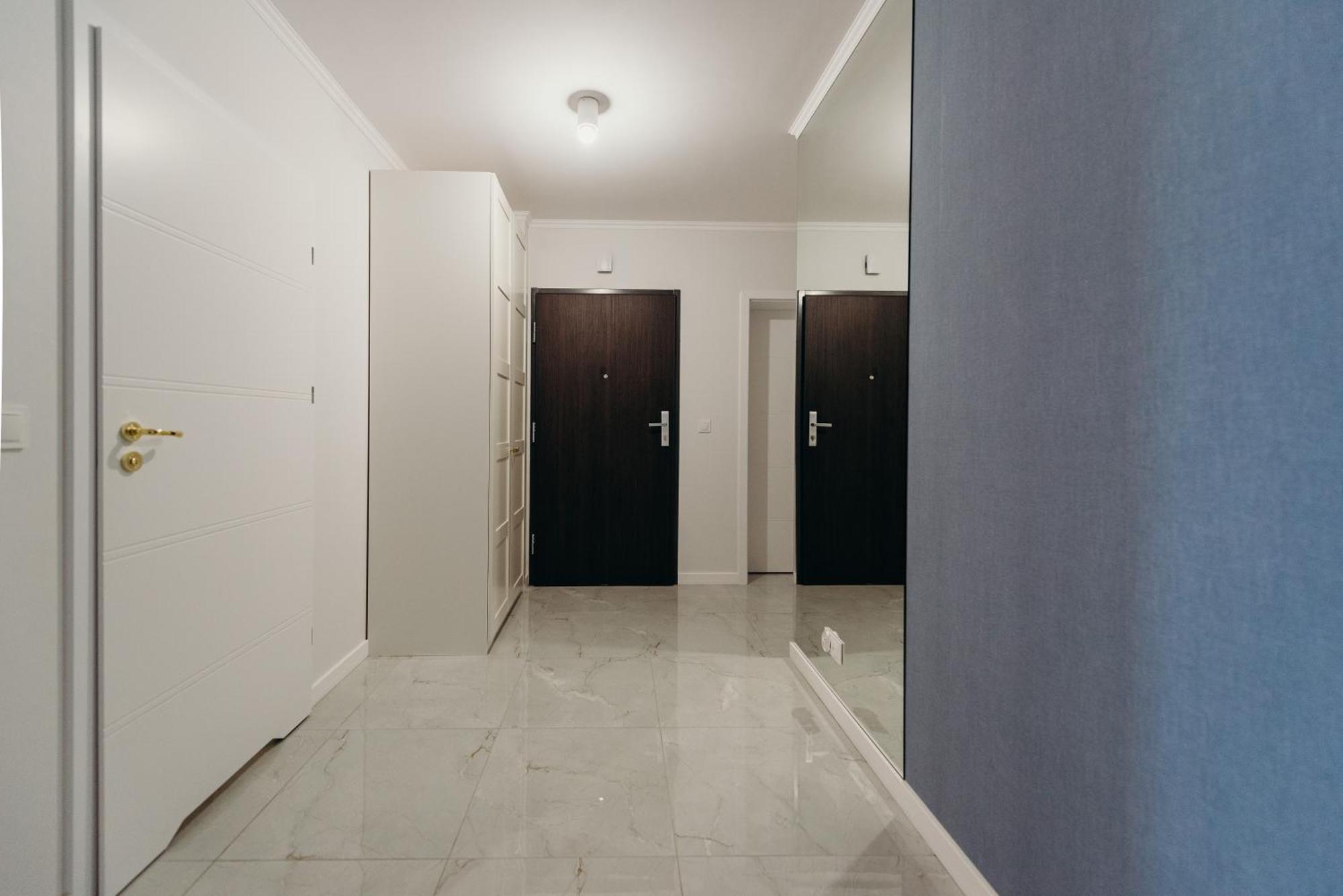 3 Bedrooms Premium Bella Blue For 8 Guests With Ac And Free Out Side Parking Rzeszow Exterior photo