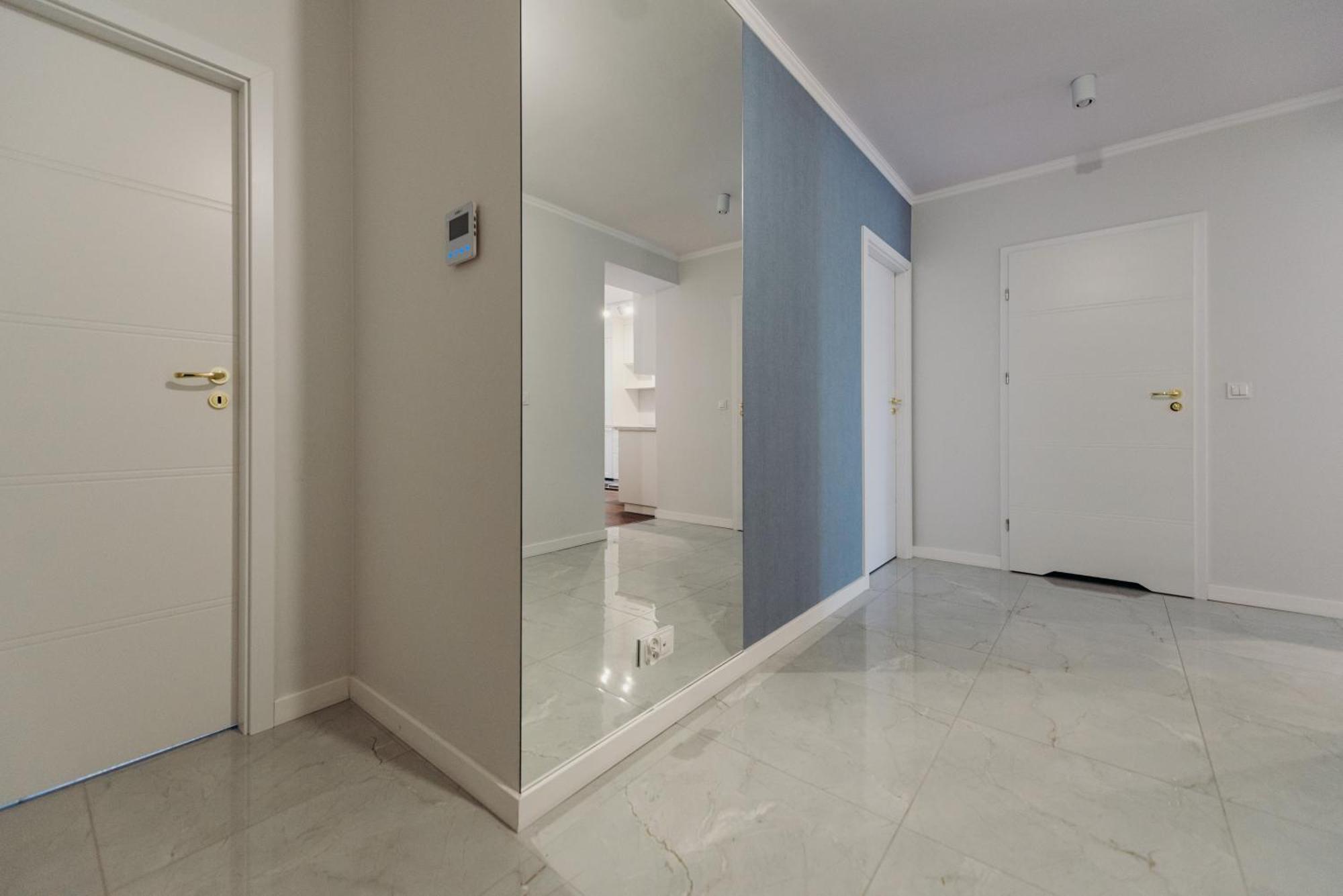 3 Bedrooms Premium Bella Blue For 8 Guests With Ac And Free Out Side Parking Rzeszow Exterior photo